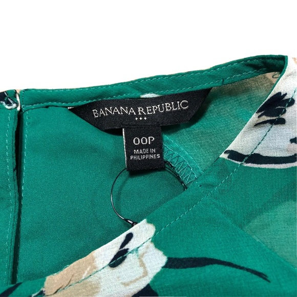 NWT Banana Republic Women’s Asymmetrical Fit & Flare Floral Green Dress 00P - Picture 3 of 9